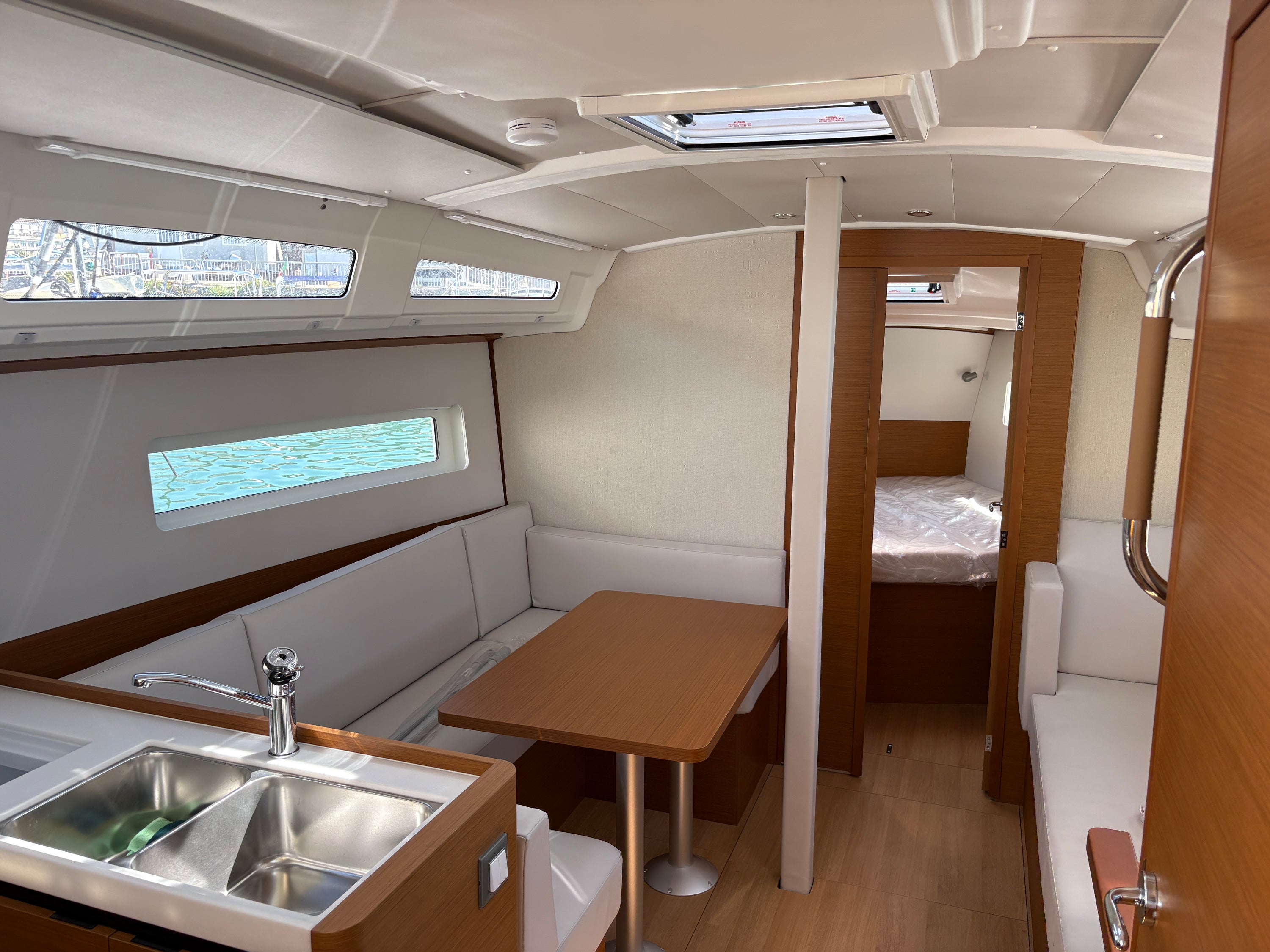 Noleggio barca a Vela - Sun Odyssey 380